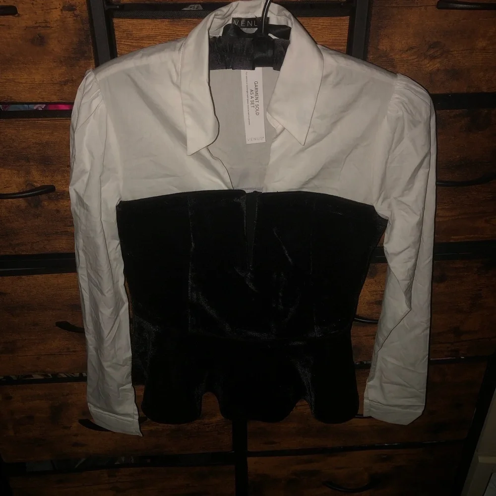 VENUS Black Velvet and White Flare Top